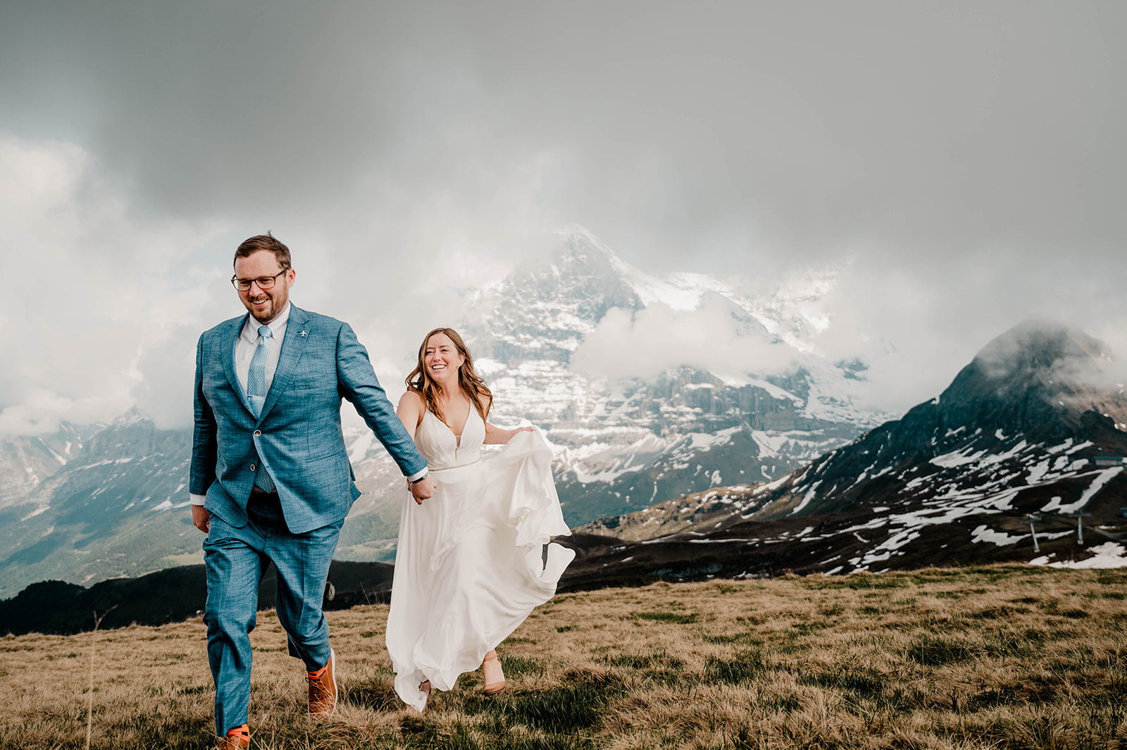 A couple celebrates their magical elopement in Lauterbrunnen